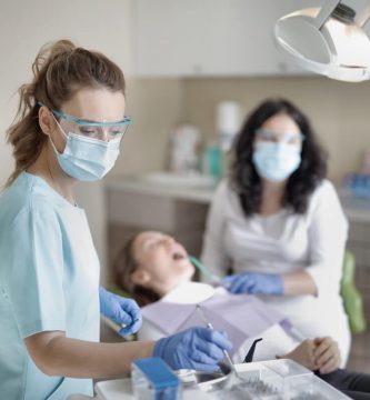 ¿Cómo mejorar el posicionamiento de tu clínica dental?